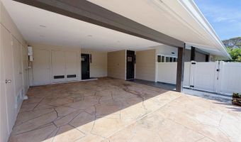 225 Aikane St, Kailua, HI 96734
