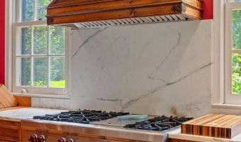 790 BRUSHTOWN Rd, Ambler, PA 19002