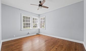 1042 Kingsway St, Alliance, OH 44601
