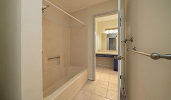81 Main St 20B, Branford, CT 06405
