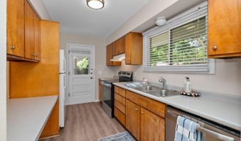 1025 Western Dr, Ann Arbor, MI 48103