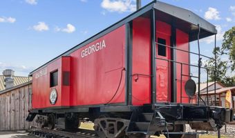 115 S Main St, Adairsville, GA 30103