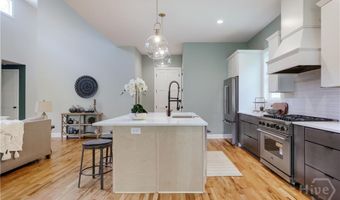 290 Hodgson Dr, Athens, GA 30606