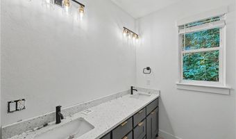 13 Pentland Dr, Bella Vista, AR 72715