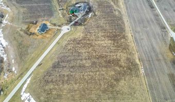 16 Livingston Ln, Adel, IA 50003