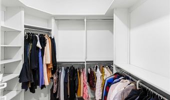8125 E Oxley Ct, Anaheim, CA 92808