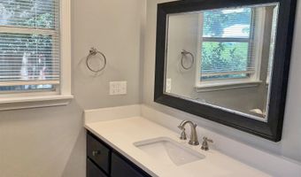 199 W Oak St, Atmore, AL 36502