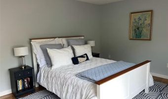 16 Pleasant View Dr, Little Compton, RI 02837