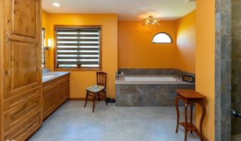1195 N County Road 600 E, Avon, IN 46123