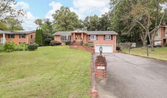 4100 DOWNING St, Annandale, VA 22003