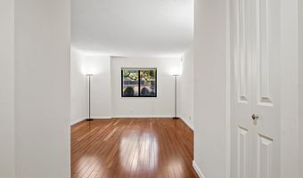 5904 MOUNT EAGLE Dr 105, Alexandria, VA 22303