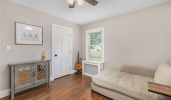 138 Homecrest Ave, North Smithfield, RI 02896