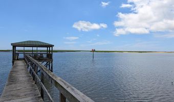 6154 Rudder Ln, Awendaw, SC 29429