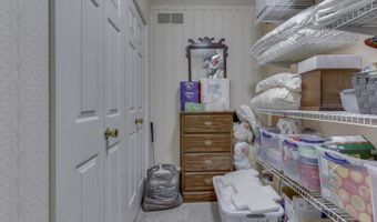 6903 White Pines Ct, Indianapolis, IN 46217