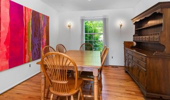 2859 Renfrew St, Ann Arbor, MI 48105