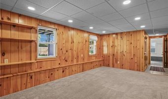 66 Mawney St, East Greenwich, RI 02818