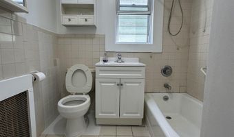 79 W 52ND St 2, Bayonne, NJ 07002