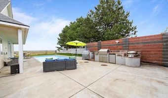 27504 E Ruppert Rd, Benton City, WA 99320
