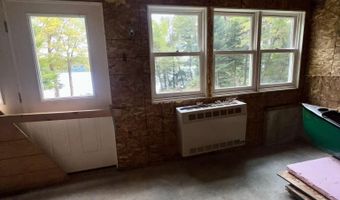 809 Jackson Rd, Averill, VT 05901