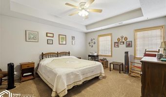 2237 3rd Ave SW, Altoona, IA 50009