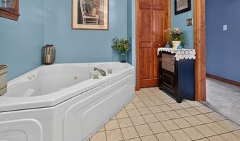 202 Bear Cove Rd, Baileyville, ME 04694