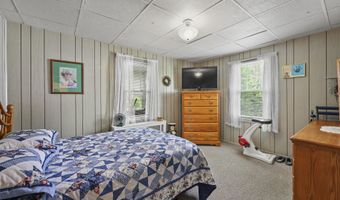 15 Summit Ave, Adams, MA 01220
