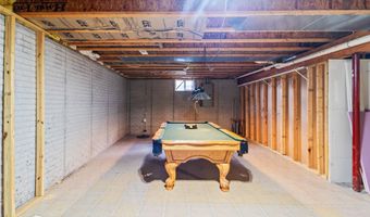 403 4th St NW, Altoona, IA 50009