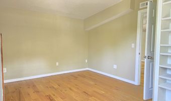 190 Short Beach Rd, Branford, CT 06405