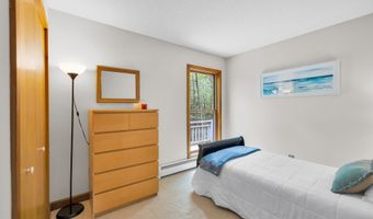 31 Wildwood Dr, Columbia, CT 06237