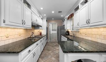 4700 Clearview Dr, Bartlesville, OK 74006