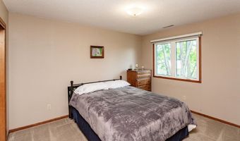 3806 Columbine Ave, Ames, IA 50010