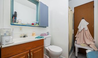 137 Empire Dr, Columbus, OH 43230