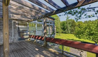 18 Cobb Rd, Belfast, ME 04915