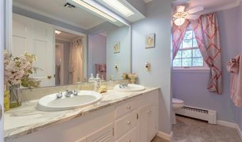 1201 Overlook Dr, Alliance, OH 44601