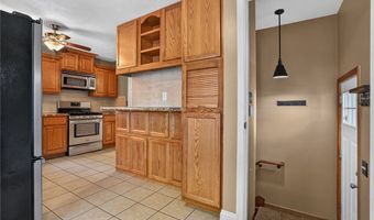 3912 Lake Rd W, Ashtabula, OH 44004