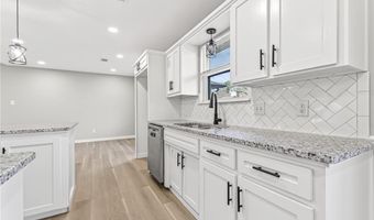 2300 Pine Ln, Barling, AR 72923