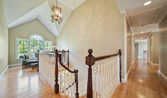 3 Baldwin Ln, Bedford, NH 03110
