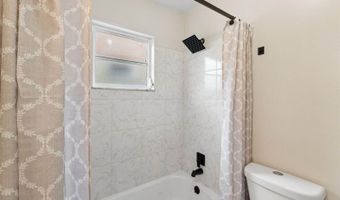 3805 Gilroy Rd, Columbus, OH 43227