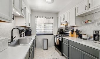 23 Parkplace Central, Allen Park, MI 48101