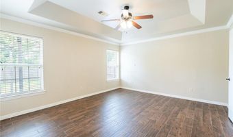 2001 Yukon Dr, Barling, AR 72923