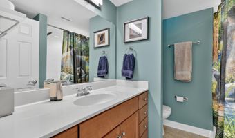 4113 S FOUR MILE RUN Dr 102, Arlington, VA 22204