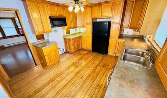 409 W Miller St, Appleton City, MO 64724