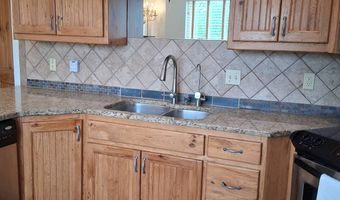 308 E Flint Hills Dr, Alma, KS 66401