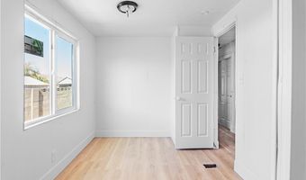 3464 Death Valley Dr, Las Vegas, NV 89122
