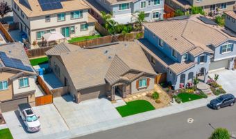761 Razorbill St, Vacaville, CA 95688