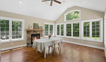 11 Dorothy's Way, Bedford, NH 03110