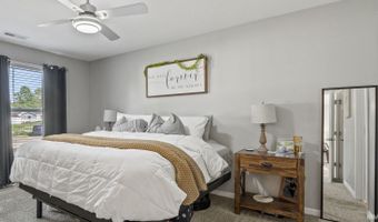 1704 Dallas St, Auburn, IN 46706