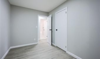 31 Forbes St, East Providence, RI 02915
