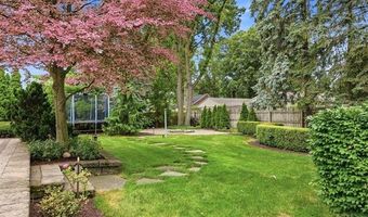 6354 Shenandoah Ave, Allen Park, MI 48101
