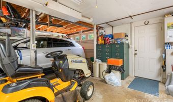 33 34 Grandview Ct, Asheville, NC 28806